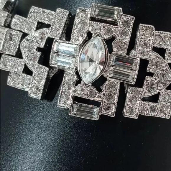 Kenneth Jay Lane Rninestone Bracelet - Picture 4 of 5